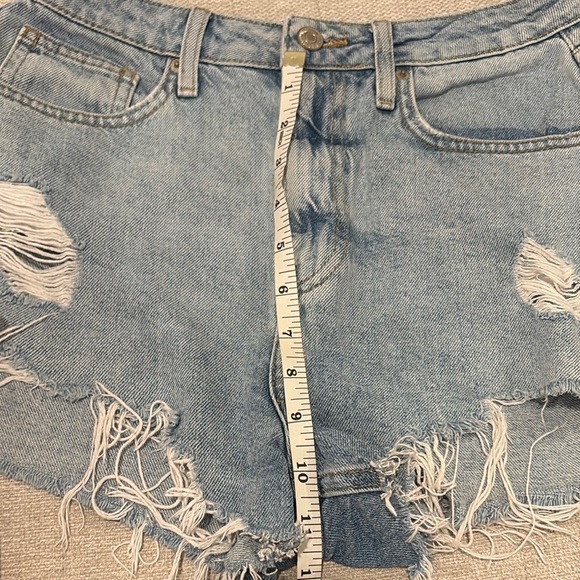 Forever 21 Denim Distressed Women Shorts - Picture 8 of 8